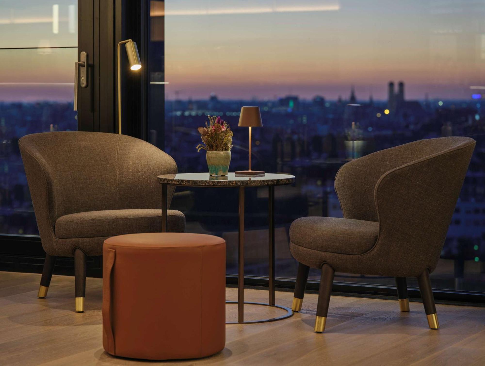 Adina Apartment Hotel ミュンヘン エクステリア 写真