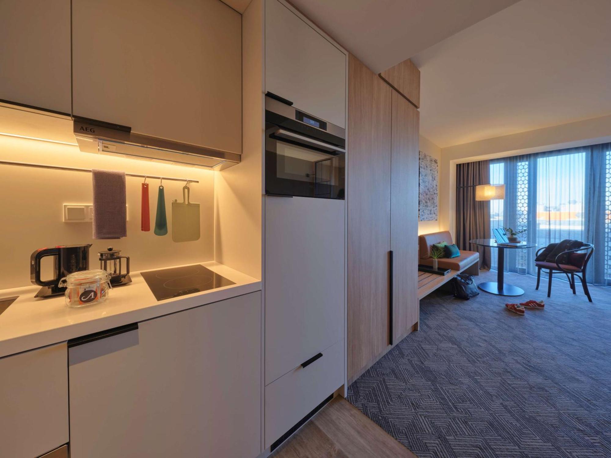 Adina Apartment Hotel ミュンヘン エクステリア 写真